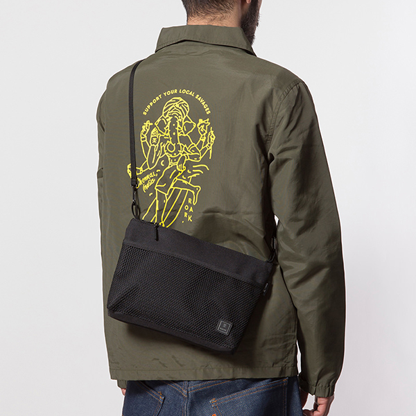 【ROARK REVIVAL】 VENTURE SACOCHE BAG 再入荷しました。